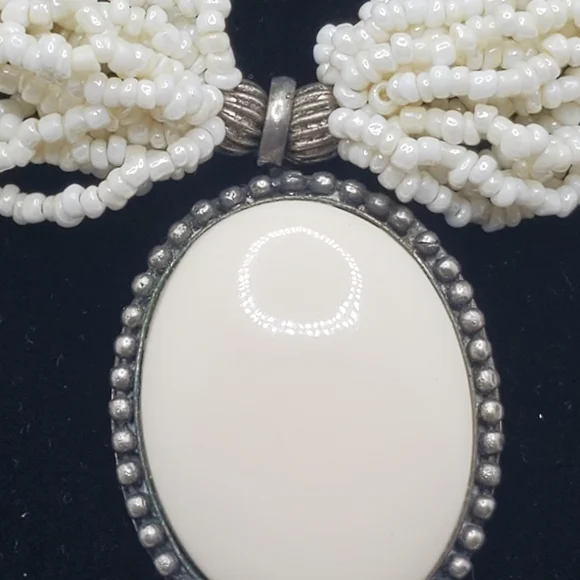 Vintage beaded necklace - Picture 2 of 6